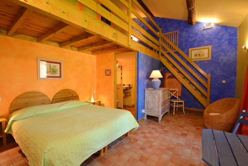 ホテル La Tuiliere En Luberon カドネ エクステリア 写真